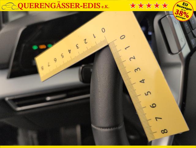 Volkswagen Golf Life Plus 