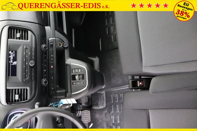 Peugeot e-Expert Fahrgestell 50 kWh 136 hp 