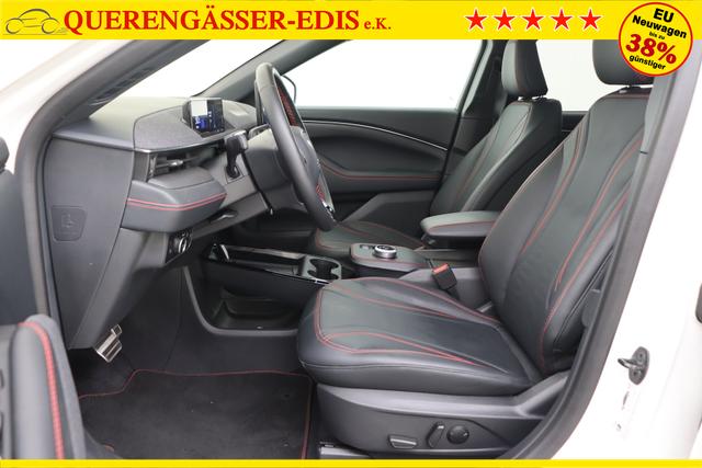 Ford Mustang Mach-E AWD Standard Range 