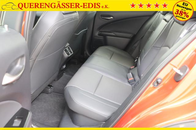 Lexus UX 250h 2,0 ECVT 