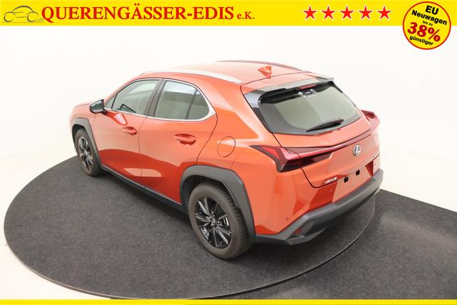 Lexus UX 250h 2,0 ECVT 