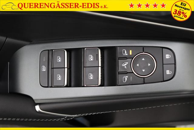 Nissan Qashqai Tekna 1.3 158 hp CVT 2WD 