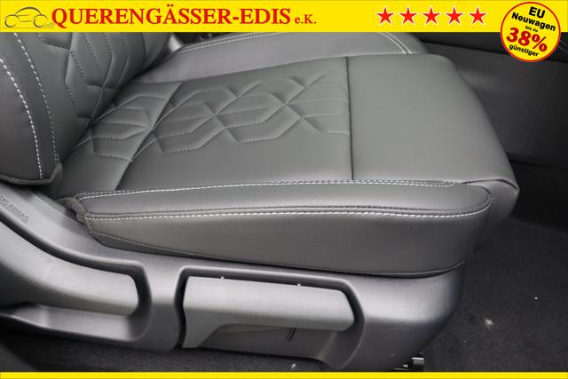 Nissan Qashqai Tekna 1.3 158 hp CVT 2WD 