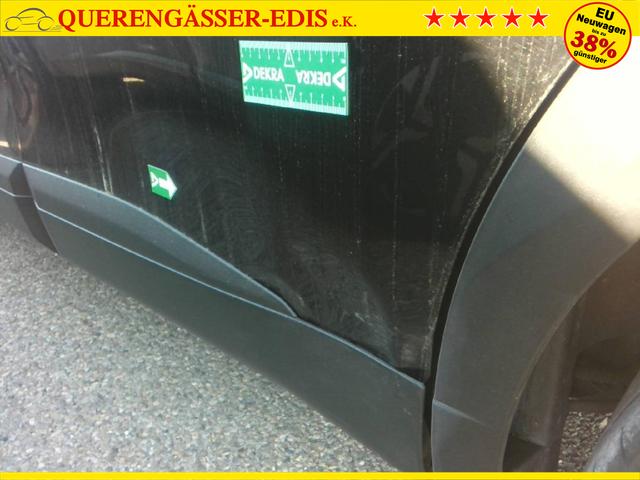 Peugeot 2008 Style 1.2L (1199cc) gasoline, 100 hp, S&S, 6-speed manual 