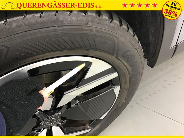 Peugeot 2008 Allure 1.2 GASOLINE 100hp 