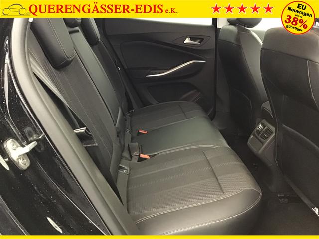 Opel Grandland GS 1.2 Gasoline 132hp 