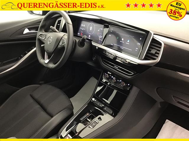 Opel Grandland GS 1.2 Gasoline 132hp 