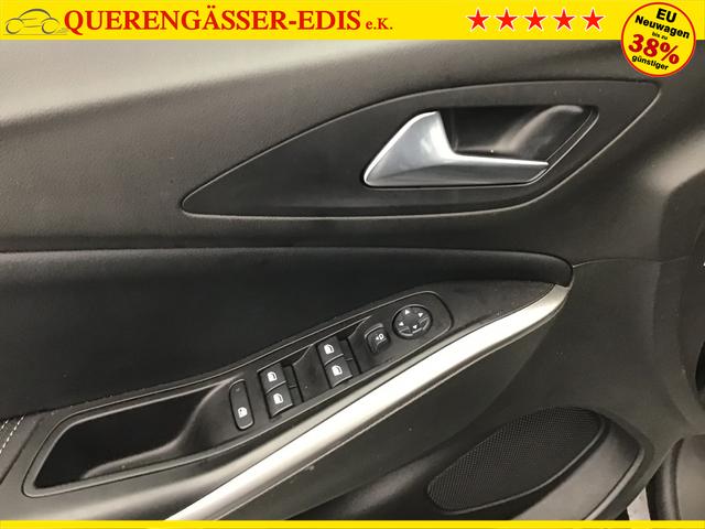 Opel Grandland GS 1.2 GASOLINE 130hp 