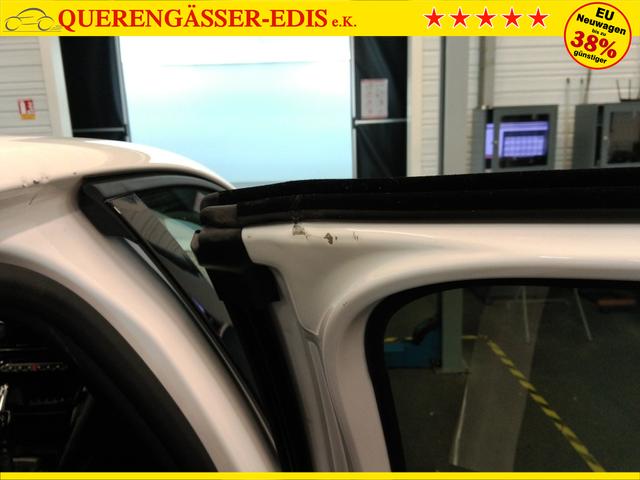 Peugeot 208 Allure 1.2L 100 hp S&S (gasoline) 