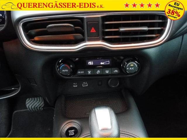 Nissan Juke N-Connecta 1.0L DIG-T 114 hp (turbo gasoline) 