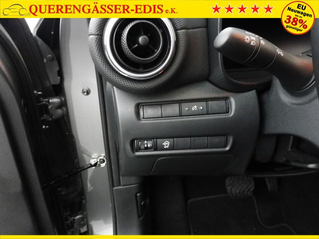 Nissan Juke N-Connecta 1.0L DIG-T 114 hp (turbo gasoline) 