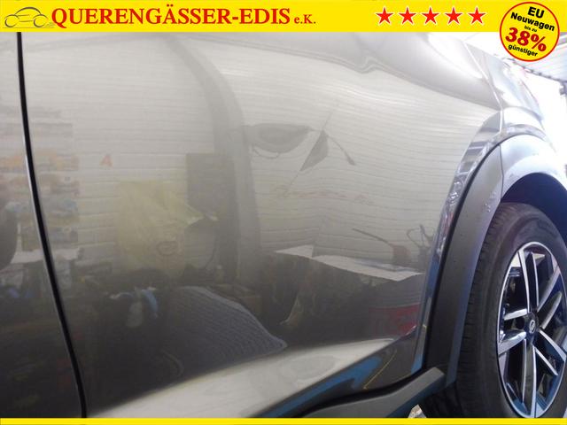 Nissan Juke N-Connecta 1.0L DIG-T 114 hp (turbo gasoline) 