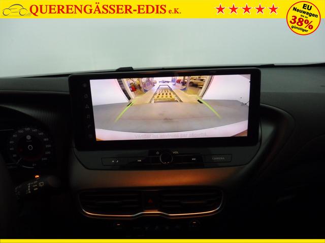 Nissan Juke N-Connecta 1.0L DIG-T (114 hp) 