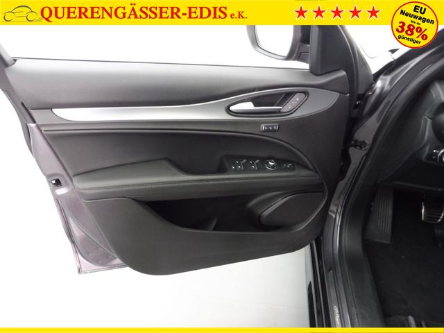 Alfa Romeo Stelvio Sprint 2.2L Diesel 160 hp 