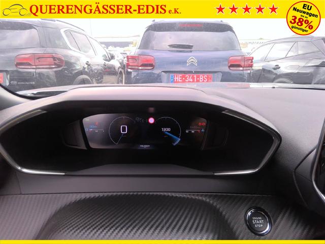 Peugeot 2008 Allure 1.2L 100hp S&S (6-speed manual) 