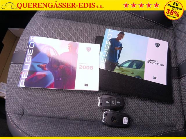 Peugeot 2008 Allure 1.2L 100hp S&S (6-speed manual) 