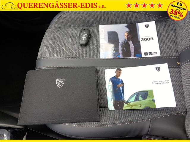 Peugeot 2008 Allure 1.2L 3-cylinder Gasoline 100hp S&S (6-speed manual) 