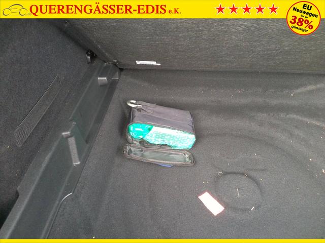 Peugeot 3008 Allure Hybrid 136 e-DCS6 (1.2L) 