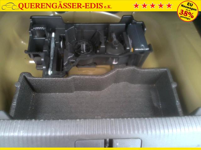 Peugeot 2008 Allure Hybrid 145 (1.2L) e-DCS6 