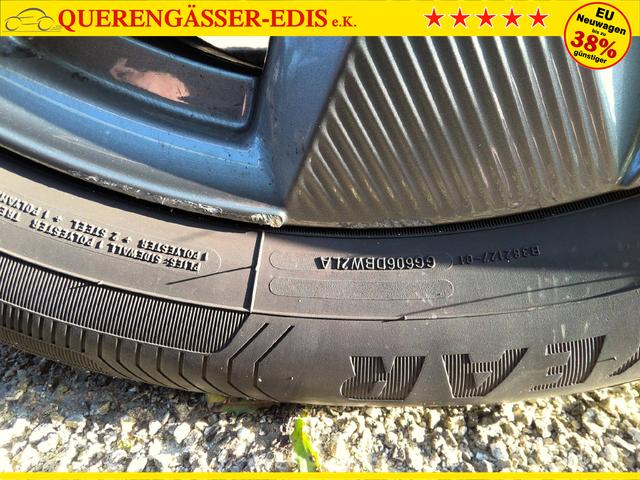 Peugeot 408 Allure 1.2L Hybrid 136 (e-DCS6) 