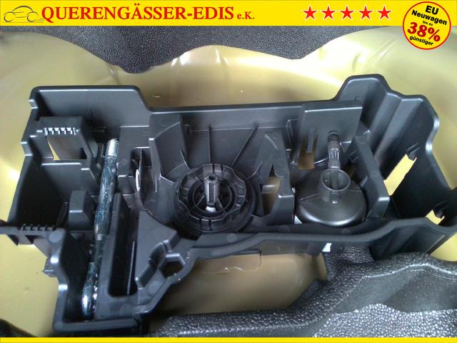 Peugeot 2008 Allure Hybrid 145 (1.2L) e-DCS6 