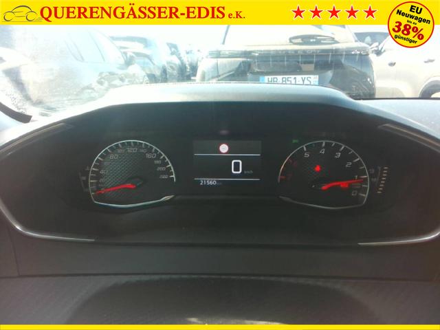 Peugeot 208 Style 1.2L (1199cc) gasoline 100 hp S&S, 6-speed manual 