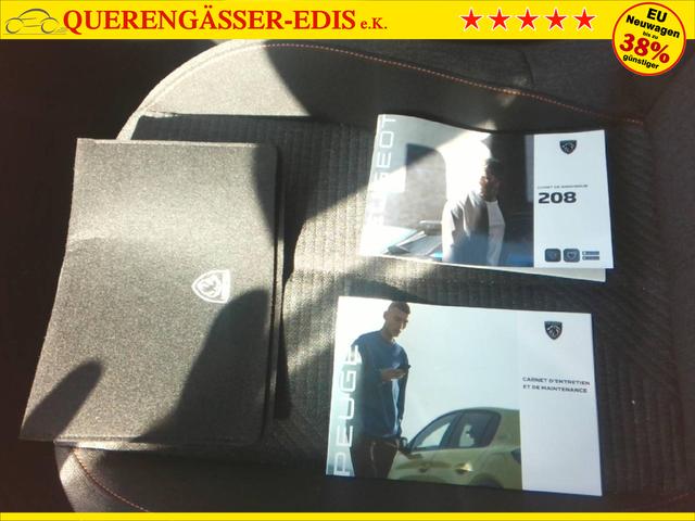 Peugeot 208 Style 1.2L (1199cc) gasoline 100 hp S&S, 6-speed manual 