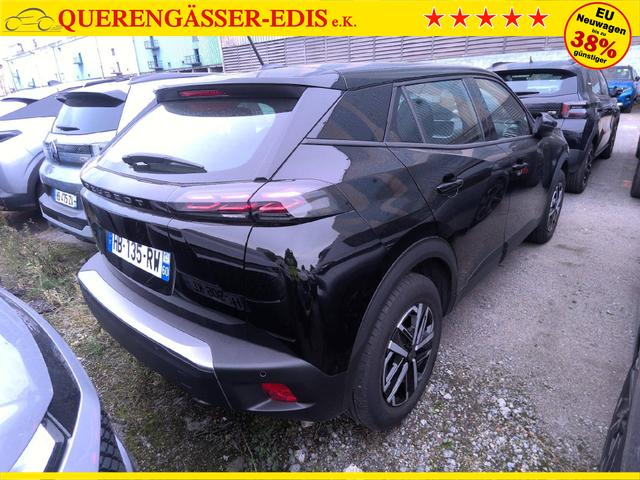 Peugeot 2008 Style 1.2L (1199cc) 100 hp S&S (3-cyl) with 6-speed manual 