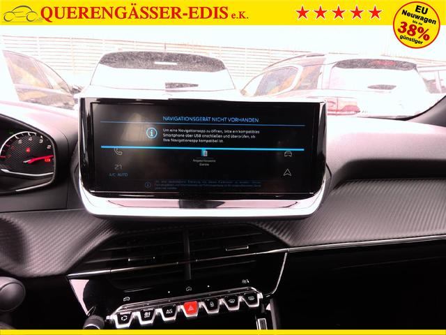 Peugeot 2008 Style 1.2L (1199cc) 100 hp S&S (3-cyl) with 6-speed manual 