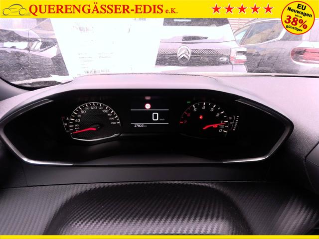 Peugeot 2008 Style 1.2L (1199cc) 100 hp S&S (3-cyl) with 6-speed manual 