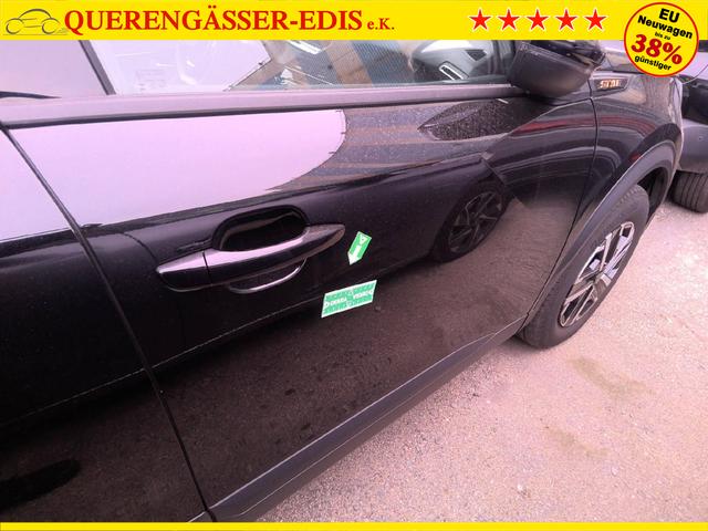 Peugeot 2008 Style 1.2L (1199cc) 100 hp S&S (3-cyl) with 6-speed manual 