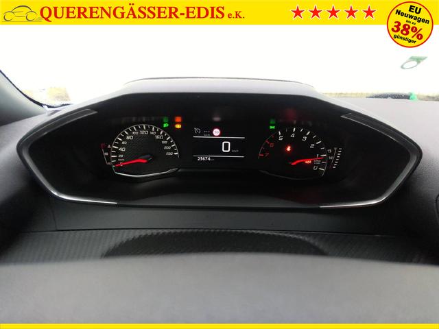 Peugeot 2008 Style 1.2L (1199cc) gasoline 100 hp S&S, 6-speed manual 