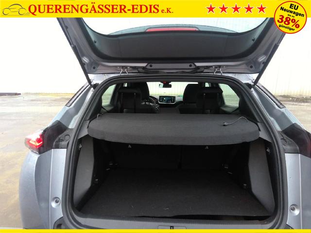 Peugeot 2008 Style 1.2L (1199cc) gasoline 100 hp S&S, 6-speed manual 