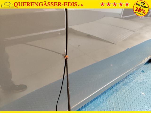 Peugeot 208 Allure 1.2L 100 hp (S&S) 