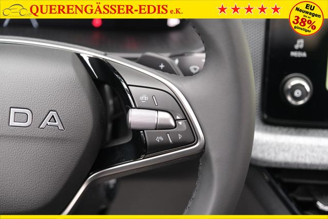 Skoda kamiq Selection Black Magic Perleffekt 