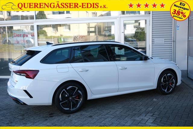 Skoda Octavia Combi RS Weiß 