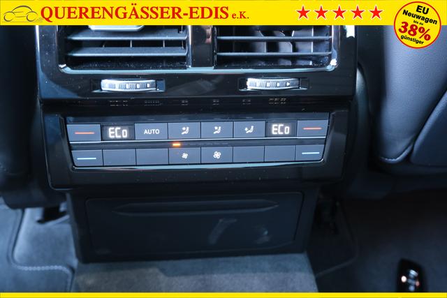 VW Touareg R-Line Grenadilschwarz 