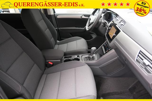 VW Touran 1.5 TSI DSG Grenadilschwarz 