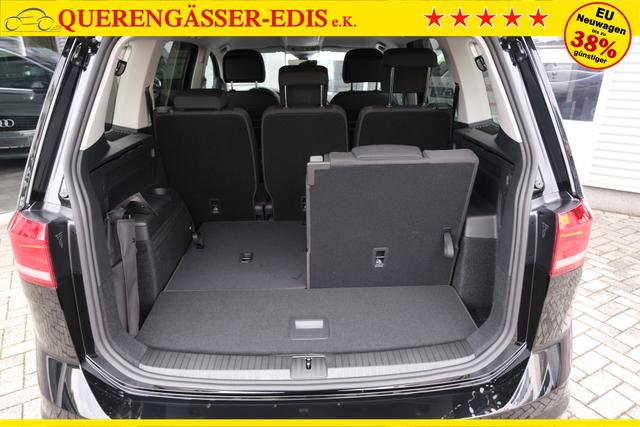VW Touran 1.5 TSI DSG Grenadilschwarz 