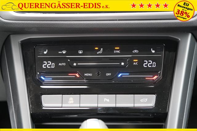 VW Touran 1.5 TSI DSG Grenadilschwarz 