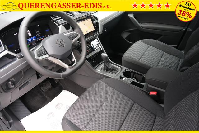 VW Touran 1.5 TSI DSG Grenadilschwarz 