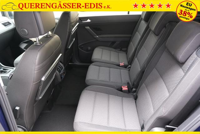 VW Touran Atlantik Blau 