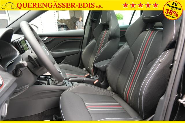 Skoda Kamiq Monte Carlo Schwarz DSG 