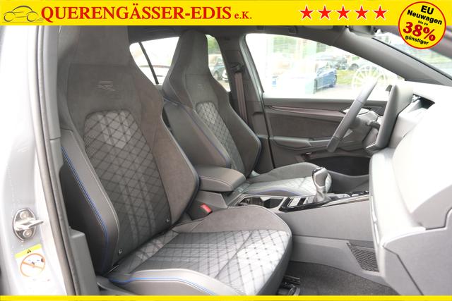 VW Golf 8 R-Line Mondstein Grau 