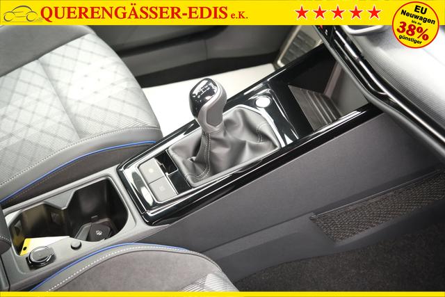 VW Golf 8 R-Line Mondstein Grau 