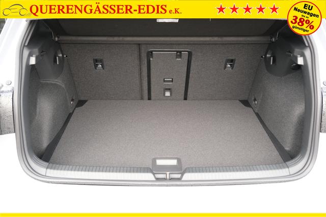 VW Golf 8 R-Line Mondstein Grau 