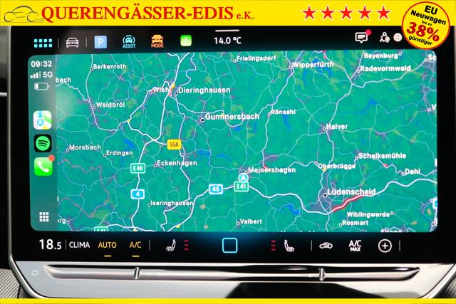 VW Golf 8 R-Line Mondstein Grau 