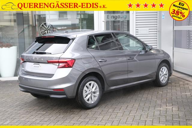 Skoda Fabia Selection 1.0 TSI LED Kamera App-Navi PDC v+h Winterpaket 