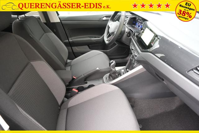 VW Taigo Life Deep Black Perleffekt 