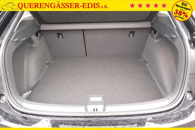 VW Taigo Life Deep Black Perleffekt 